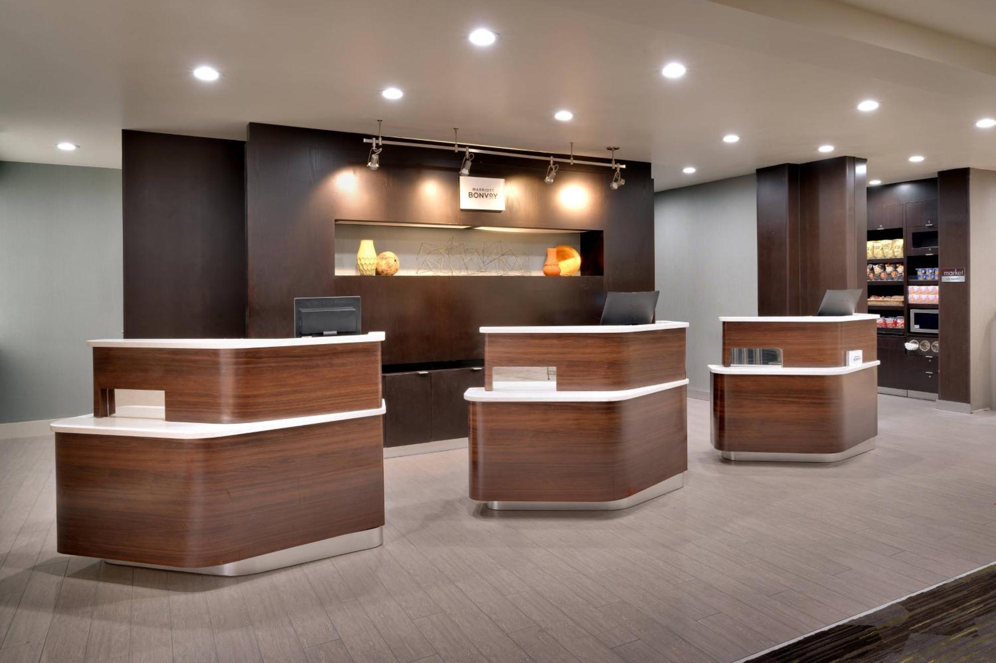 Courtyard By Marriott Charlotte Airport Loso Bagian luar foto