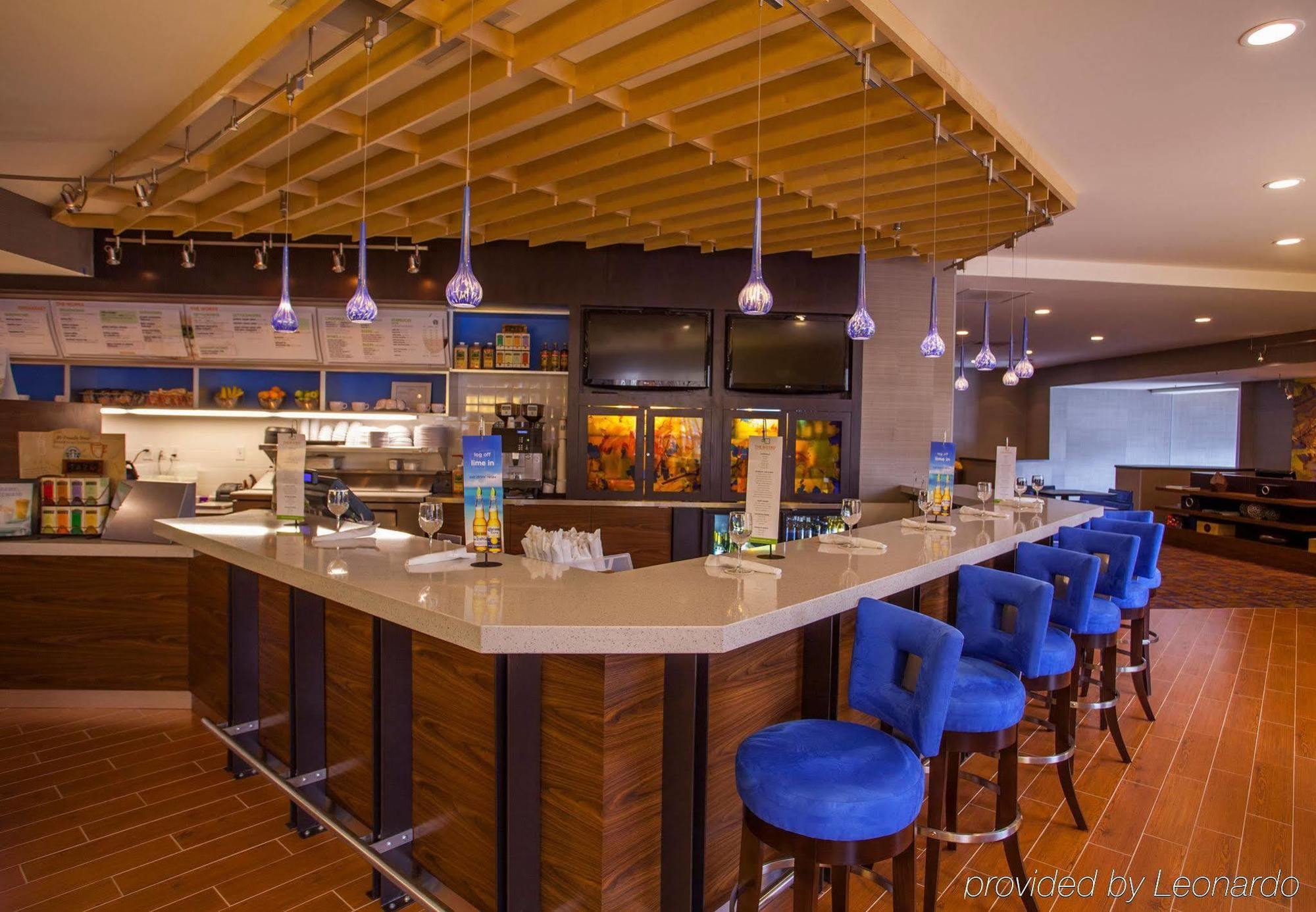 Courtyard By Marriott Charlotte Airport Loso Restoran foto