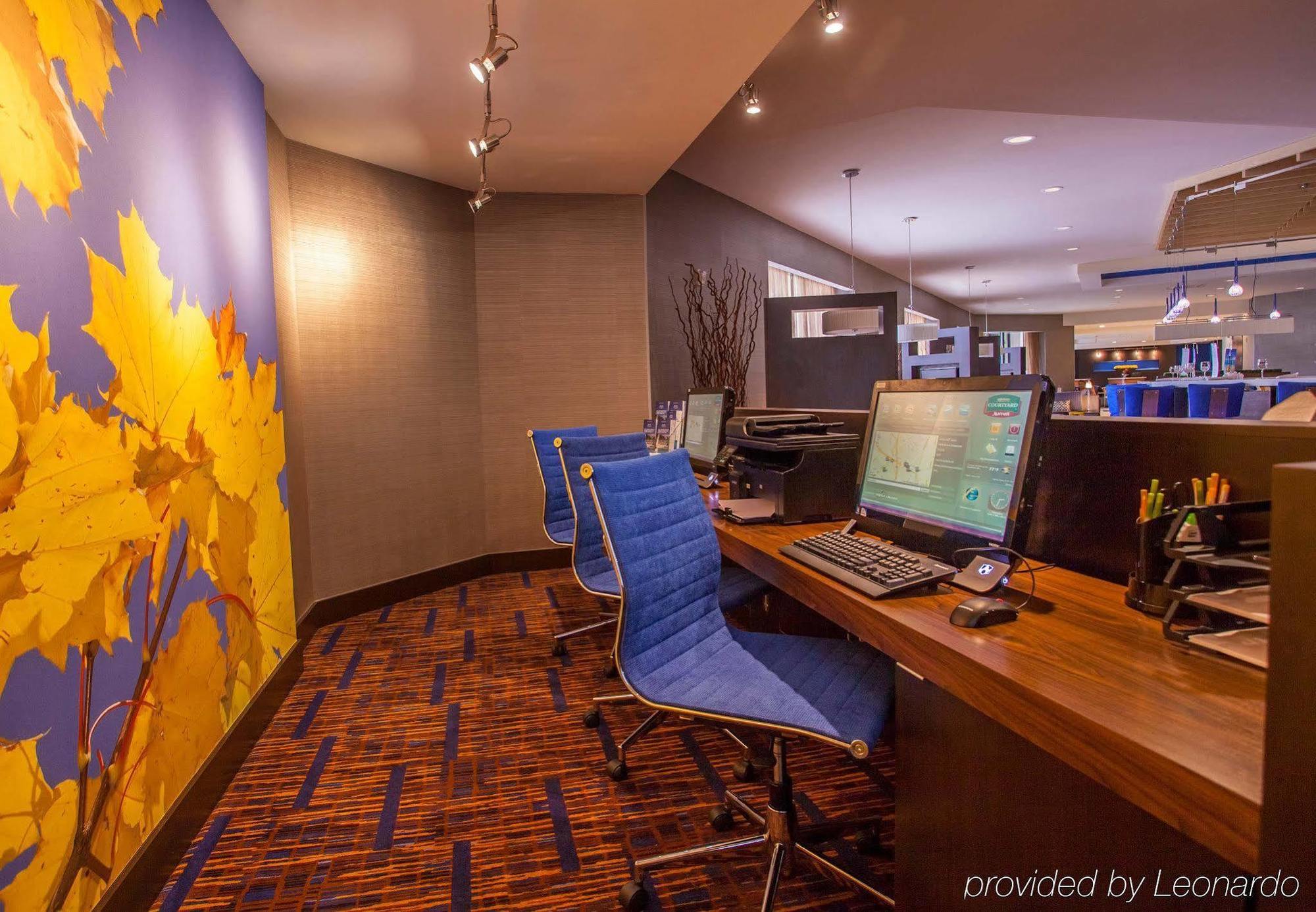 Courtyard By Marriott Charlotte Airport Loso Bisnis foto